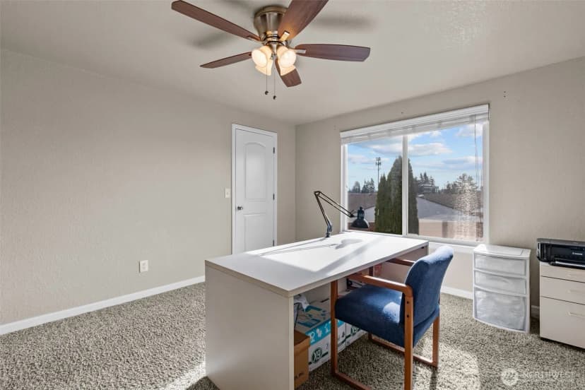 Property photo for 9815 Holly Drive #a208, Everett photo 10