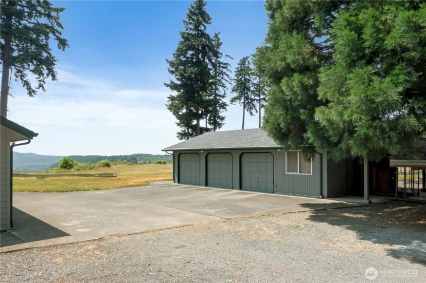 Property photo for 21806 168th Street E, Orting photo 9