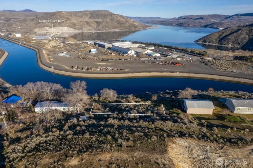 Property photo for 0 Loma Lane, Grand Coulee photo 2