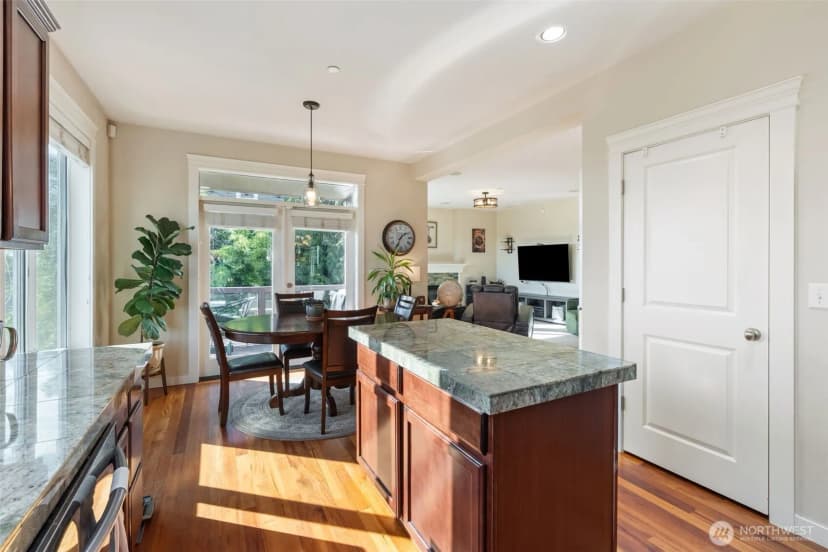 Property photo for 1698 Skyline Ridge Lane Sw, Tumwater photo 9