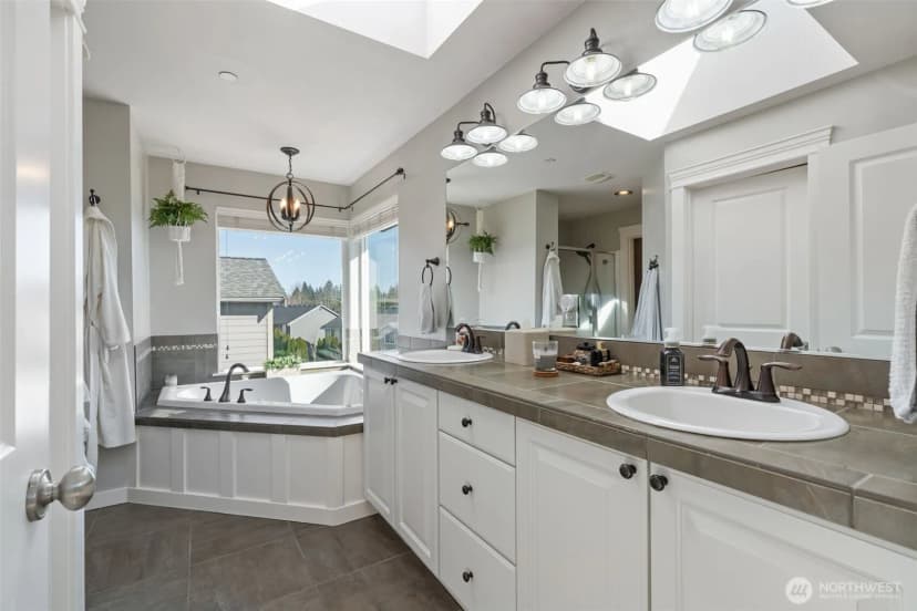 Property photo for 1698 Skyline Ridge Lane Sw, Tumwater photo 19