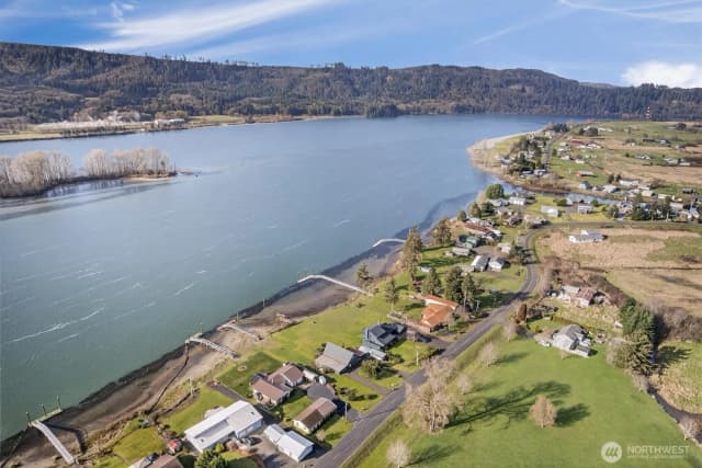Property photo for 301 W Sunny Sands, Cathlamet photo 5