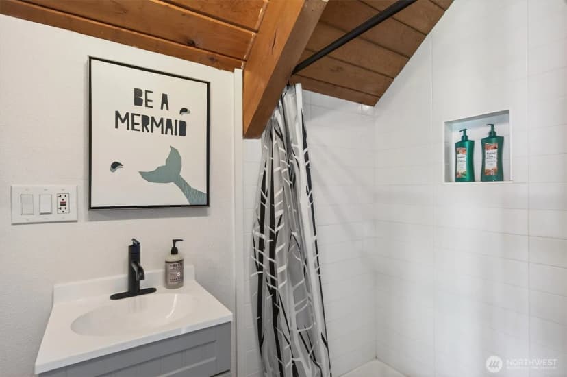 Property photo for 301 W Sunny Sands, Cathlamet photo 18