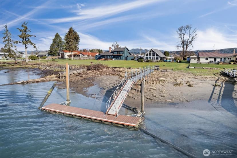 Property photo for 301 W Sunny Sands, Cathlamet photo 4