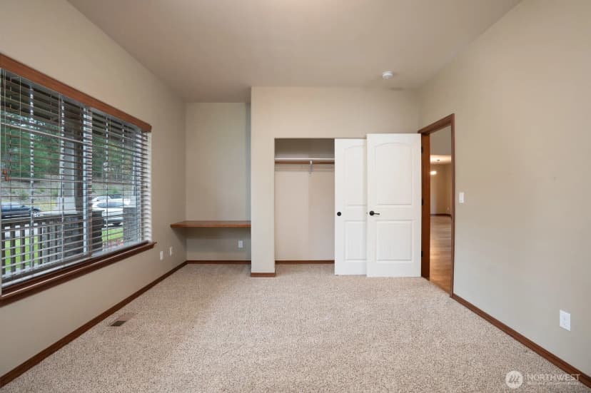 Property photo for 8835 Fox Ridge Lane Se, Olympia photo 12