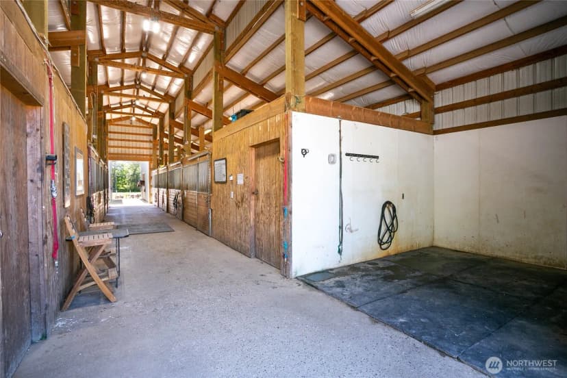 Property photo for 2176 Burk Road, Blaine photo 31