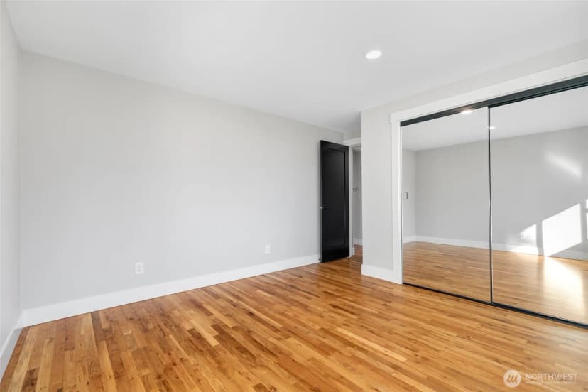Property photo for 655 Union Ave Ne, Renton photo 11