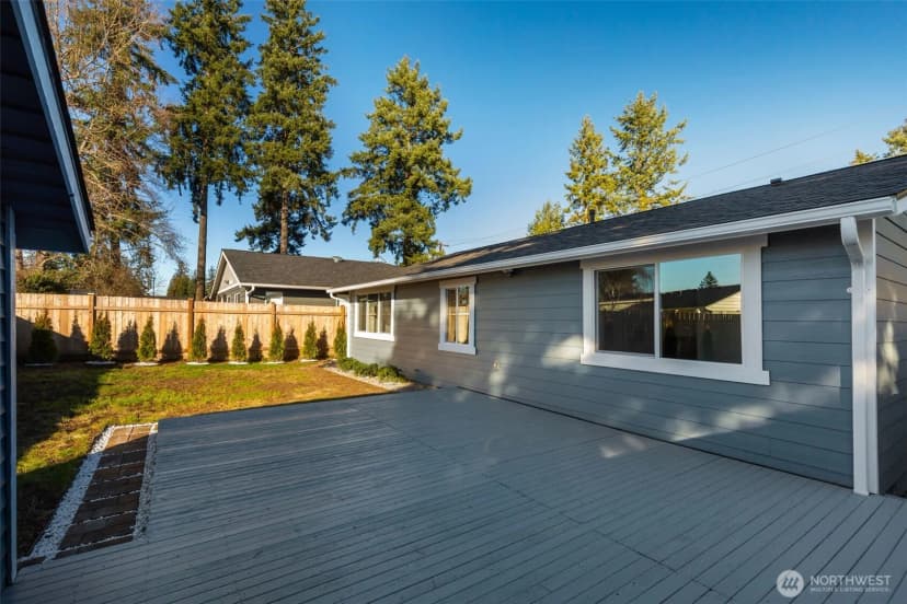 Property photo for 655 Union Ave Ne, Renton photo 22