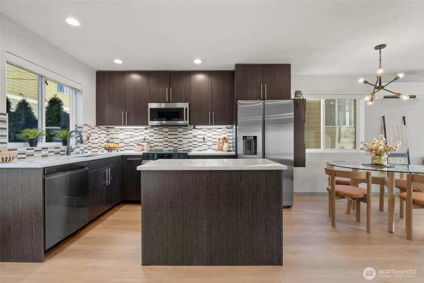 Property photo for 4714 Delridge Way Sw, Seattle photo 12