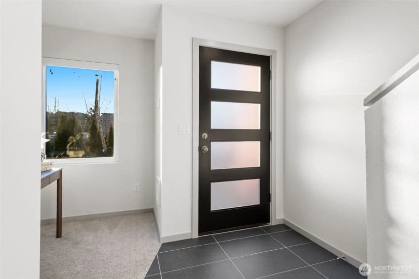 Property photo for 4714 Delridge Way Sw, Seattle photo 6