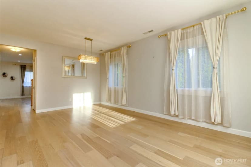 Property photo for 4820 O Court Ne, Auburn photo 13