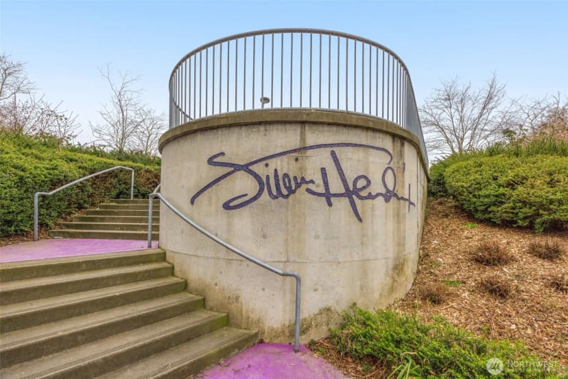 Property photo for 904 A 28th Avenue S, Seattle photo 33