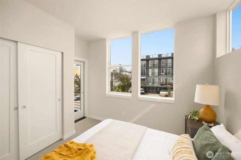 Property photo for 904 A 28th Avenue S, Seattle photo 12