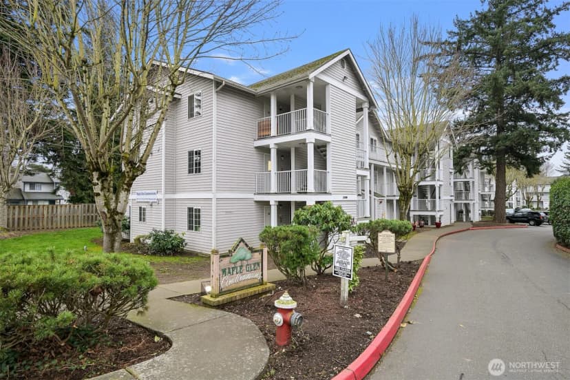 Property photo for 2709 W Maplewood Avenue #201, Bellingham