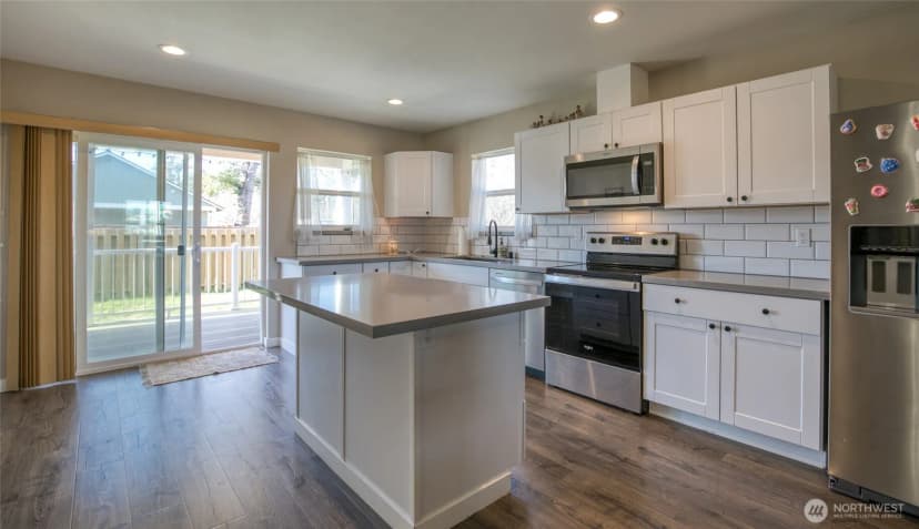 Property photo for 839 N 1st Street, Westport photo 3
