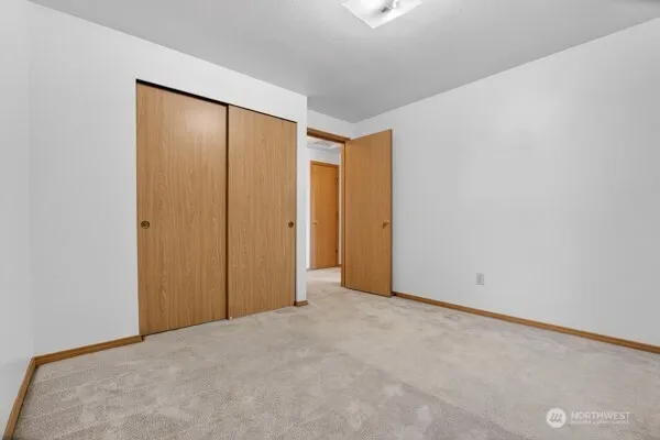 Property photo for 21622 120th Avenue Se, Kent photo 19