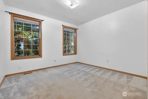 Property photo for 21622 120th Avenue Se, Kent photo 20