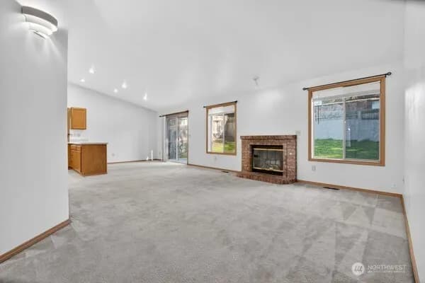 Property photo for 21622 120th Avenue Se, Kent photo 5