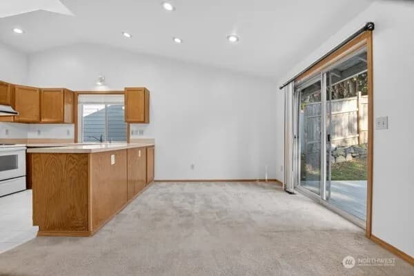Property photo for 21622 120th Avenue Se, Kent photo 13