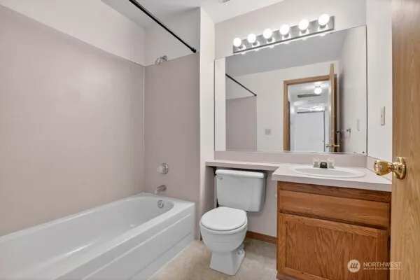 Property photo for 21622 120th Avenue Se, Kent photo 27