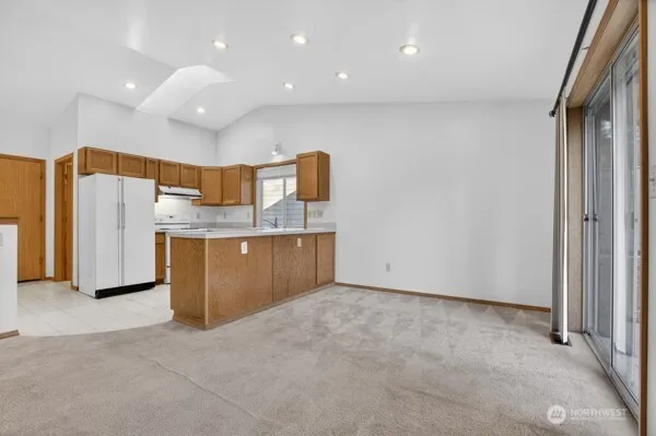 Property photo for 21622 120th Avenue Se, Kent photo 14