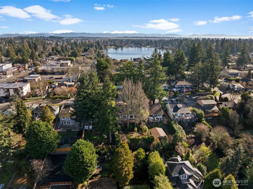 Property photo for 15233 22nd Avenue Sw, Burien photo 39
