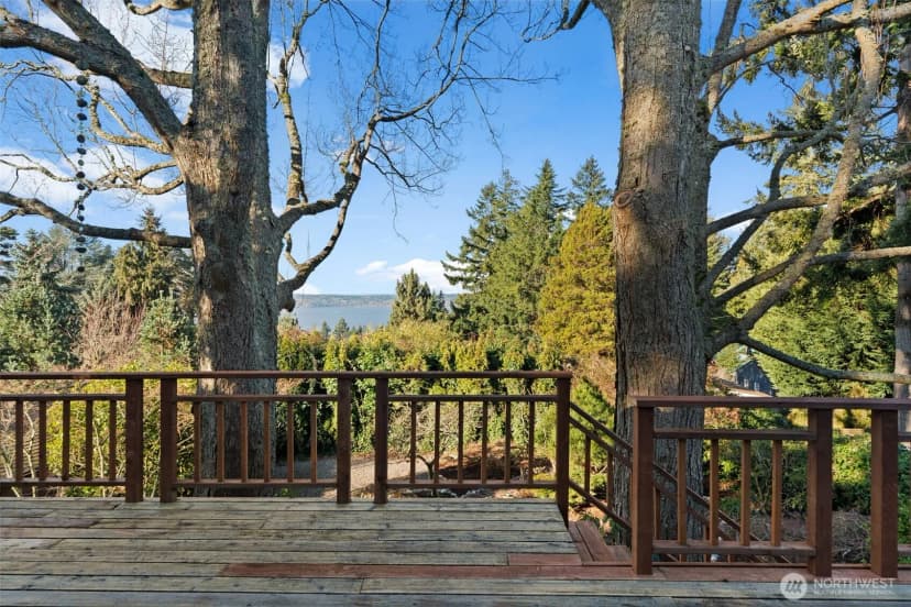 Property photo for 15233 22nd Avenue Sw, Burien photo 31