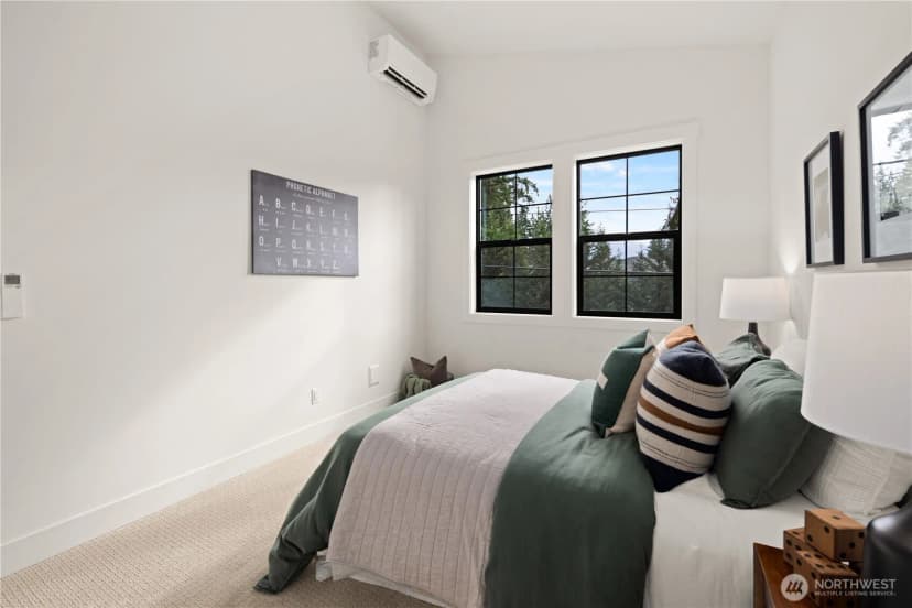 Property photo for 16656 Ne 12th Street, Bellevue photo 25