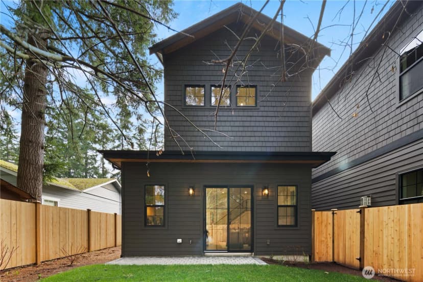 Property photo for 16656 Ne 12th Street, Bellevue photo 29