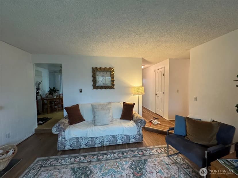 Property photo for 1302 Pine Avenue, Snohomish photo 10