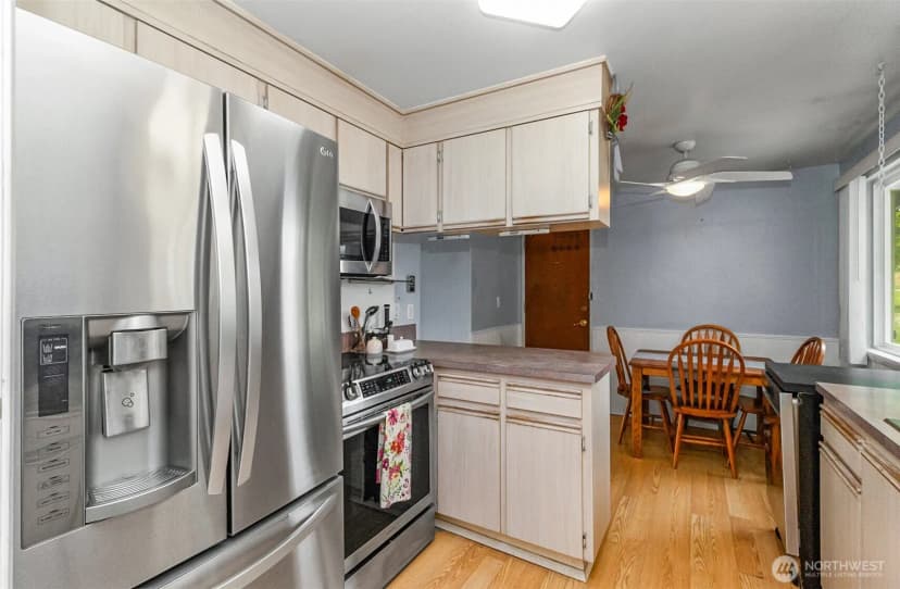 Property photo for 1302 Pine Avenue, Snohomish photo 12