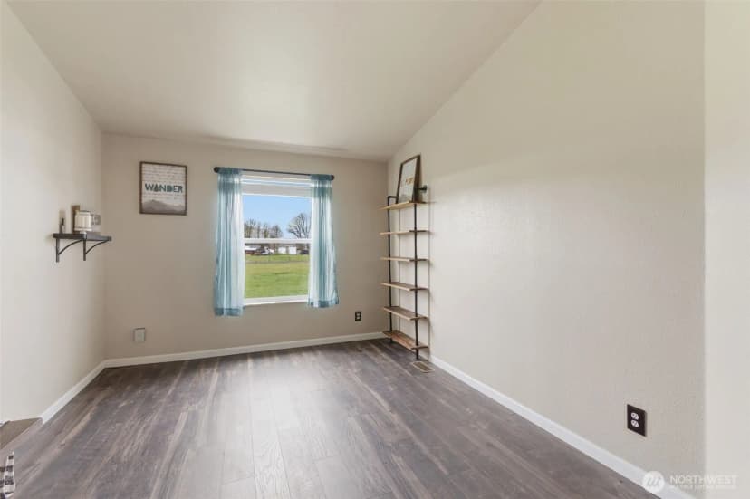 Property photo for 240 Rakoz Road, Toledo photo 15