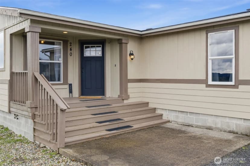 Property photo for 240 Rakoz Road, Toledo photo 4