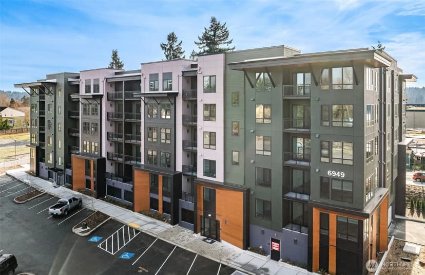Property photo for 6949 Ne 184th Lane #405, Kenmore photo 19