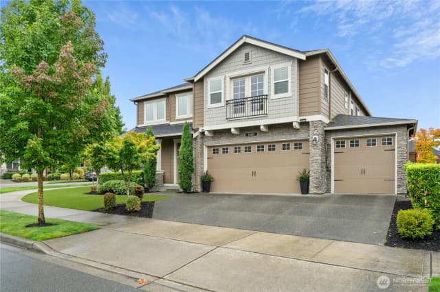 Property photo for 15013 126th Avenue Ne, Woodinville photo 2