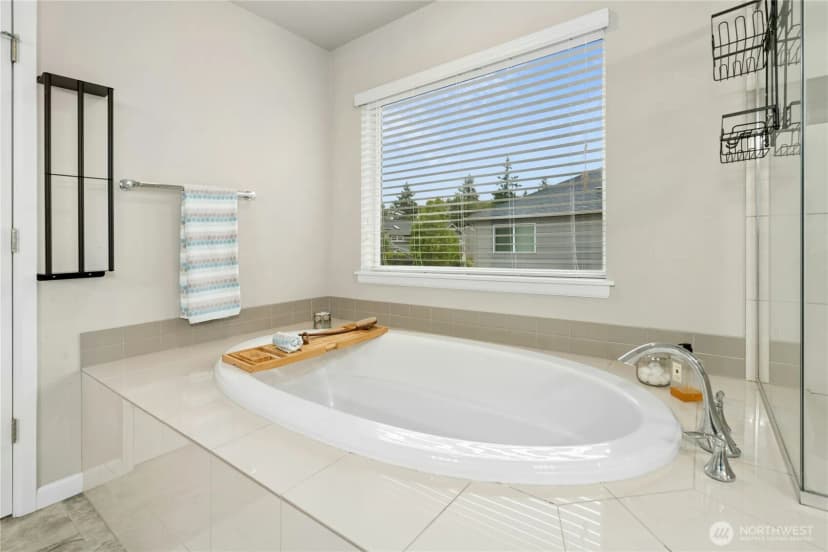 Property photo for 15013 126th Avenue Ne, Woodinville photo 25