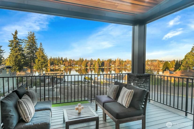 Property photo for 1470 Sw 158th Street, Burien photo 14