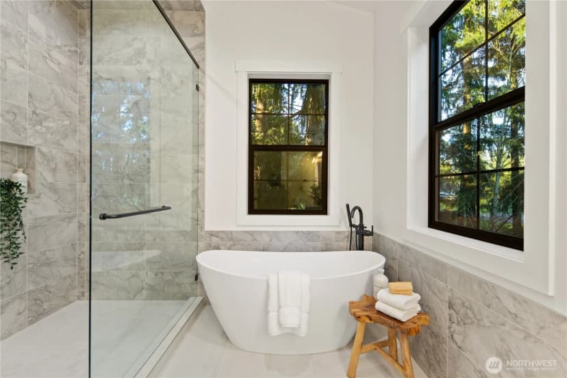 Property photo for 16654 Ne 12th Street, Bellevue photo 27