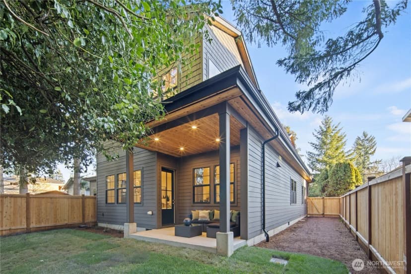 Property photo for 16654 Ne 12th Street, Bellevue photo 18