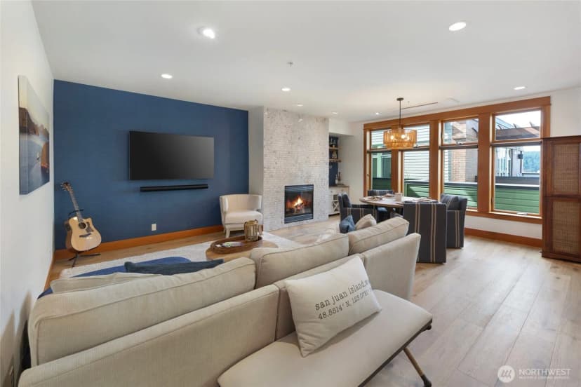 Property photo for 232 A Street #r4, Friday Harbor photo 9