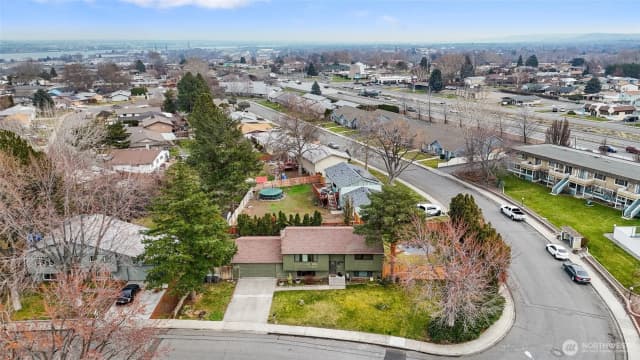 Property photo for 520 N Conway Place, Kennewick photo 4