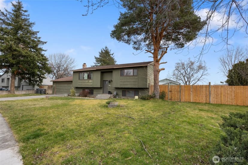 Property photo for 520 N Conway Place, Kennewick photo 27