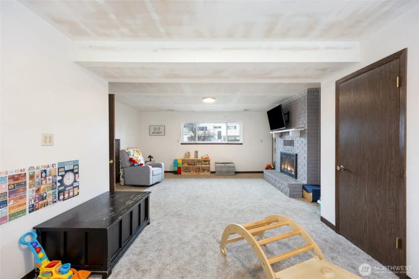 Property photo for 520 N Conway Place, Kennewick photo 14