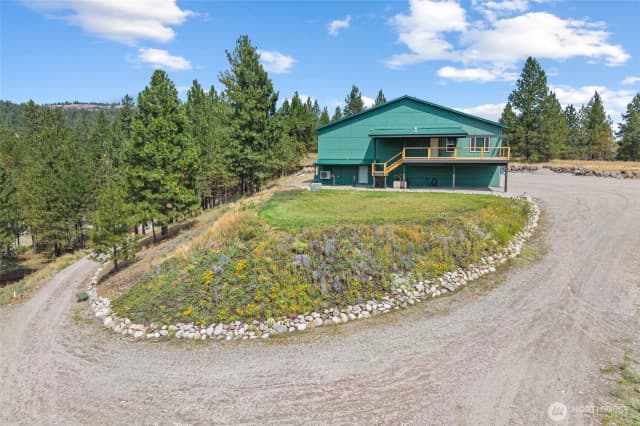 Property photo for 15 Miyoko Point Road, Republic