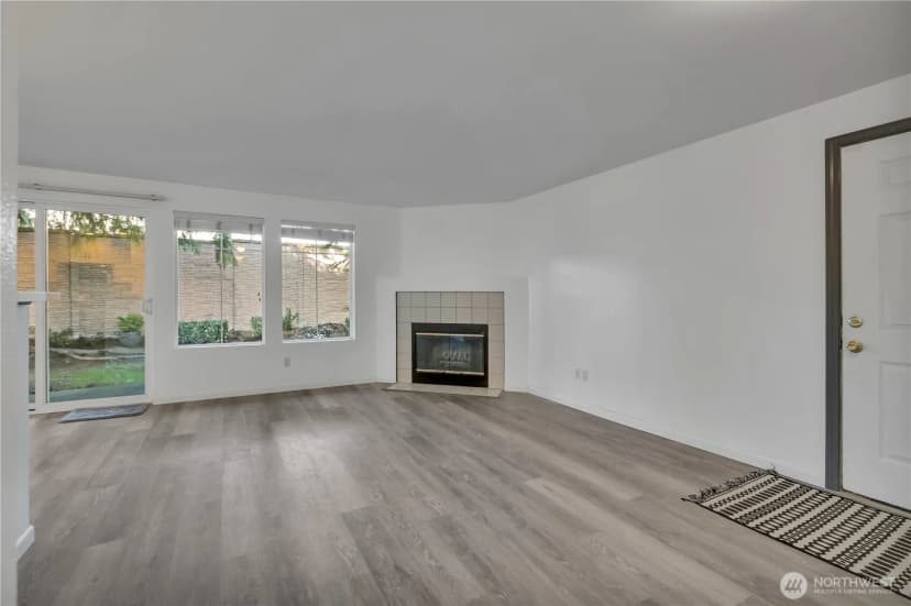 Property photo for 5608 S 231st Place #9-4, Kent photo 15