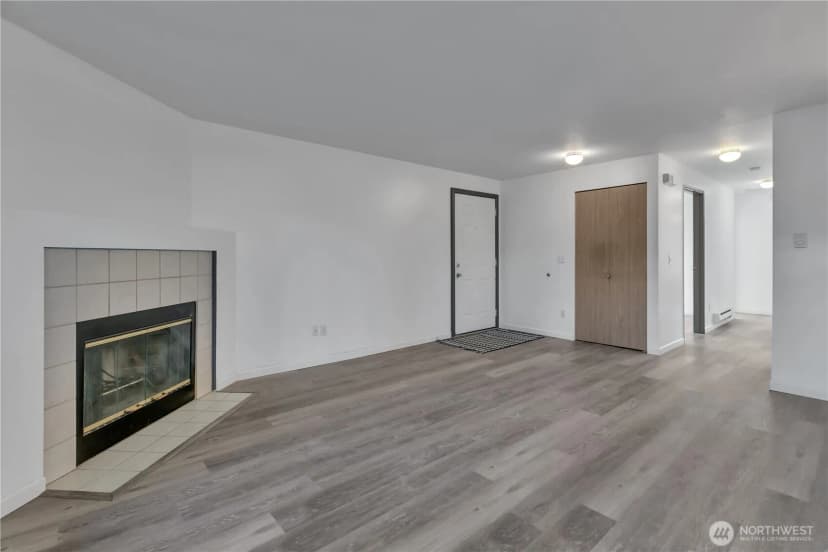 Property photo for 5608 S 231st Place #9-4, Kent photo 17