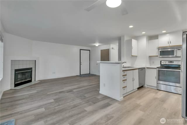 Property photo for 5608 S 231st Place #9-4, Kent photo 5