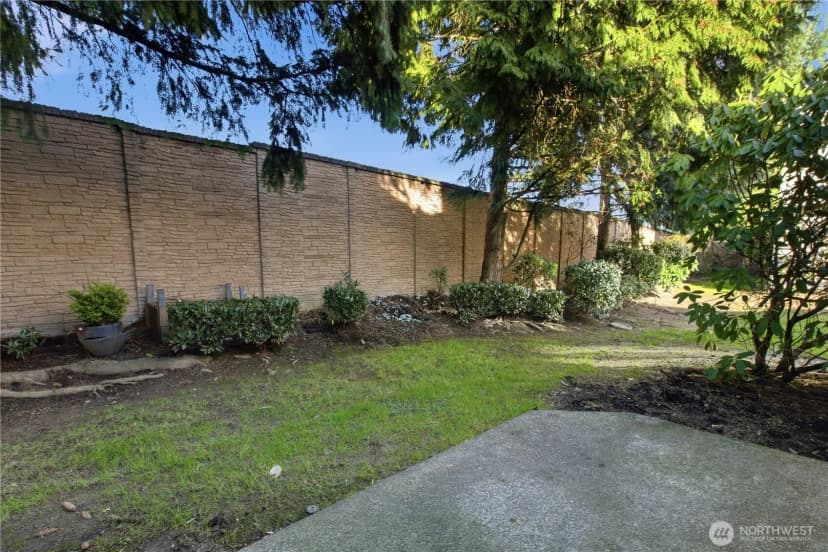 Property photo for 5608 S 231st Place #9-4, Kent photo 21