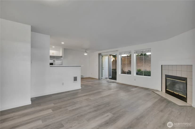 Property photo for 5608 S 231st Place #9-4, Kent photo 14