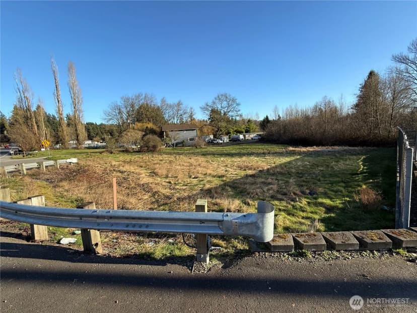 Property photo for 1 Xxx State Route 9 Se, Woodinville photo 10